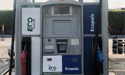 La comercialización de la nueva gasolina se realiza dentro del Plan Piloto que se aplica en 80 gasolineras de Guayas (69), Esmeraldas (9) y Los Ríos (2) / Foto: cortesía Petroecuador