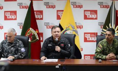 El ministro del Interior evaluó los primeros días del estado de excepción en las provincias de Esmeraldas, Guayas y Santo Domingo de los Tsáchilas / Foto: cortesía ministerio del Interior