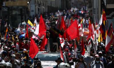 Masivas y pacíficas marchas conjugan diversos reclamos al Gobierno ecuatoriano / Foto: EFE