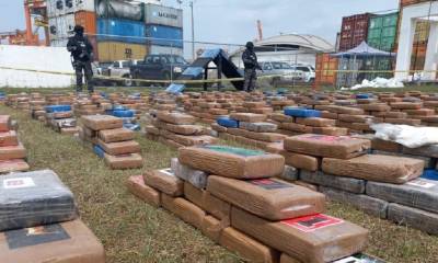 La Policía halló dos toneladas de cocaína en Guayaquil que iban a ser embarcadas a Rusia / Foto: cortesía Policía Nacional
