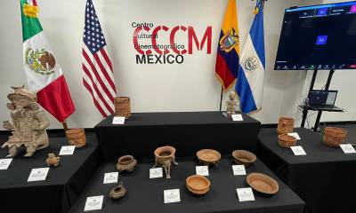 En el conjunto de obra se encontraban 12 piezas originarias de culturas de El Salvador y 3 piezas de Ecuador / Foto: EFE