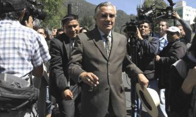 El expresidente Rafael Correa también fue llamado a declarar por la negociación del bloque. Foto: Expreso