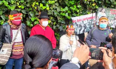 Organizaciones indígenas y ecologístas protestaron en Quito por el derrame de crudo / Foto: EFE