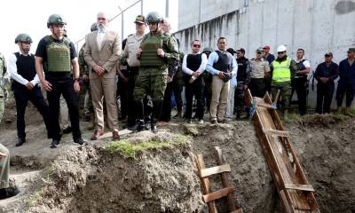 El presidente Noboa inspeccionó el Centro de Privación de Libertad (CPL) Azuay N.°1. / Foto: cortesía Presidencia