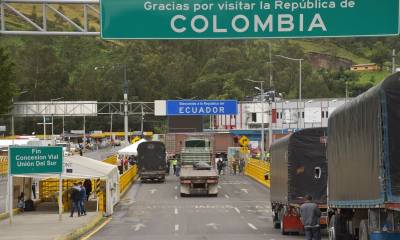 Ecuador y Colombia acuerdan nuevo protocolo para mercancías en la frontera / Foto: EFE