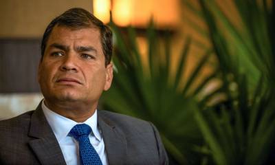 El Presidente de Ecuador, Rafael Correa, dirigiéndose a los medios de comunicación en el encuentro de la Comunidad de Estados Latinoamericanos y Caribeños (CELAC), celebrado el 27 de enero de 2016 en Pomasqui. Ecuador está controlado por el gobierno socialista radical de Correa. REUTERS/Guillermo Granja