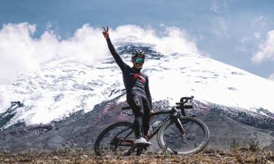 Richard Carapaz se prepara en el Cotopaxi / foto cortesía INEOS) sección Deportes 