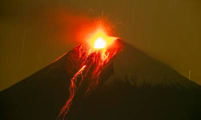 Estas explosiones se percibieron en el norte de la ciudad amazónica de Macas, cercana al volcán / Foto: EFE