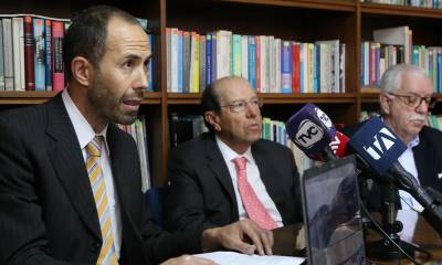 El directorio de Cordes brindó una rueda de prensa para explicar la situación económica del país / Foto: cortesía La República 