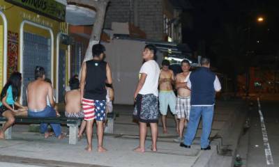 Habitantes de Guayaquil evacuaron sus hogares como medida de seguridad. Foto: Expreso