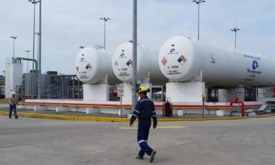 Petroecuador y Petroamazonas se convertirán en una sola empresa en noviembre de este año, según las autoridades. Foto: Expreso