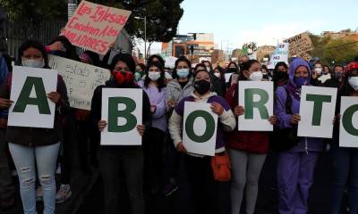 Entra en vigor en Ecuador la ley de aborto por violación modificada por Lasso / Foto: EFE
