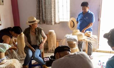 El reportaje se enfocará en los botones de tagua, la leche de coco y el sombrero de paja toquilla / Foto: cortesía Ministerio de Turismo 