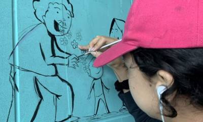Pacientes en Macas pintan esperanza en murales / 
