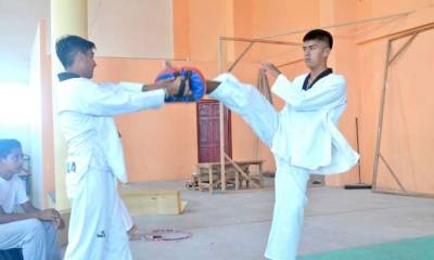 DEPORTE. Los deportistas se sienten a gusto practicando tae kwon do. Foto: La Hora