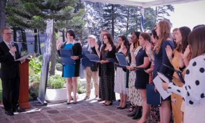 Durante la ceremonia de toma de juramento de los 41 jóvenes se firmó un convenio entre esa agencia de Estados Unidos y la Secretaría Técnica del plan Toda Una Vida. Foto: El Comercio