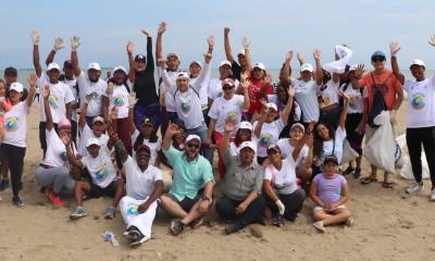 El evento inaugural tuvo lugar en la playa Las Palmas, de la provincia de Esmeraldas. Fue liderado por los viceministros de Ambiente y Agua, José Dávalos y Óscar Rojas / Foto: cortesía ministerio de Ambiente