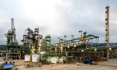 Actualmente, la Refinería de Esmeraldas produce un 50 % de residuos (fuel oil) y un 50 % de productos ligeros (gasolina, diésel y GLP) / Foto: cortesía Petroecuador