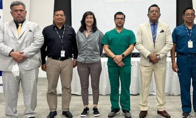 Ocurrió cerca de las 8:30 pm. Dos individuos en una motocicleta dispararon contra el automóvil, donde viajaba/ Foto: Cortesía Hospital Teodoro Maldonado Carbo