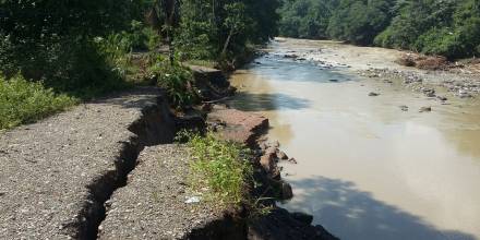 Familias junto al rio Dashino en unión independiente piden a las autoridades intervengas en protección del rio