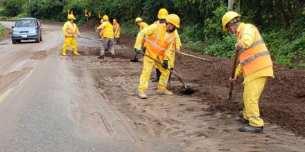 10 microempresas fueron contratadas para mantener la red vial de Zamora Chinchipe / Foto: cortesía Ministerio de Obras