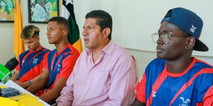 Deportistas de Orellana recibieron reconocimiento / Foto: cortesía Federación Deportiva Provincia de Orellana