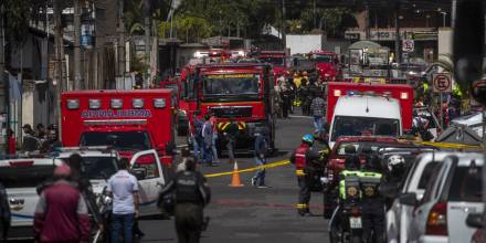 El crimen organizado abruma a Ecuador con hasta 4 carros bomba y motines en cárceles 