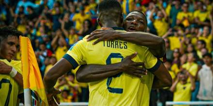 2-1. Ecuador remonta a Uruguay con doblete de Torres pero no suma en la tabla por sanción