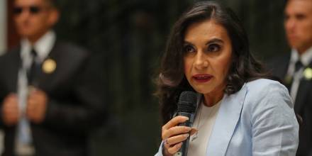 Diana Jácome admite que busca destituir a Verónica Abad