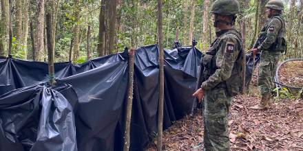 El Ejército localizó 3 piscinas clandestinas en Sucumbíos