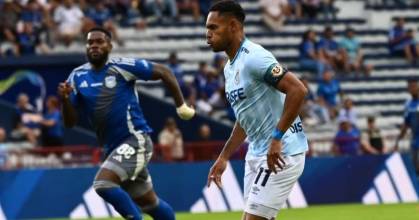 Universidad Católica y Aucas golearon en la primera fecha 