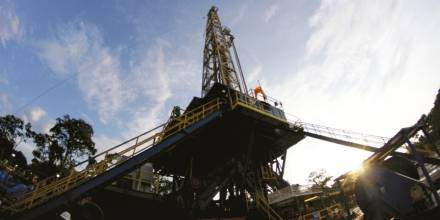El petróleo WTI, referente de Ecuador, subió a $ 82,9 el barril