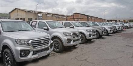210 camionetas de Petroecuador, que estaban inutilizadas, recién serán matriculadas / Foto: cortesía Petroecuador