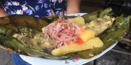 Ayampaco, el plato prehispánico de los shuar / Foto El Oriente
