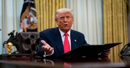 Trump anuncia que duplicará hasta el 50 % los aranceles al acero y al aluminio canadienses