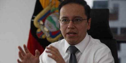 Necesidades de Ecuador del 2017 suman USD 5 300 millones