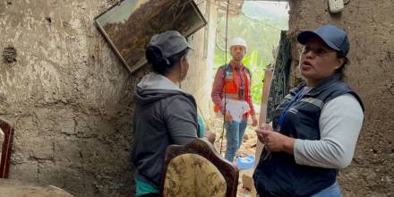 El gobierno entregará un bono para los damnificados del terremoto