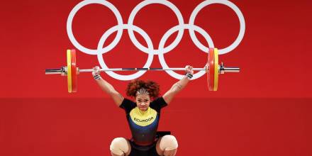 Angie Palacios conquistó la medalla de plata en el Mundial de Halterofilia