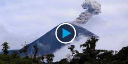 El Instituto Geofísico reporta un leve incremento en la actividad del volcán Reventador