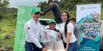 Productores de Quijos y El Chaco recibieron reconocimientos y subvenciones