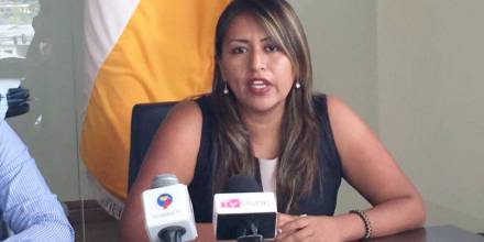 Gobernadora afirma que se apertura 200 plazas de trabajo para Orellana y Sucumbíos en el 2017