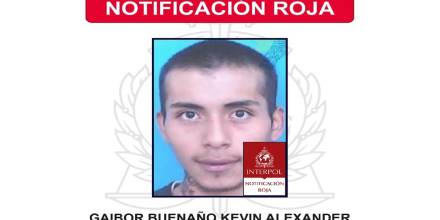 Ecuador intensifica la búsqueda de asesino que tiene circular roja de Interpol