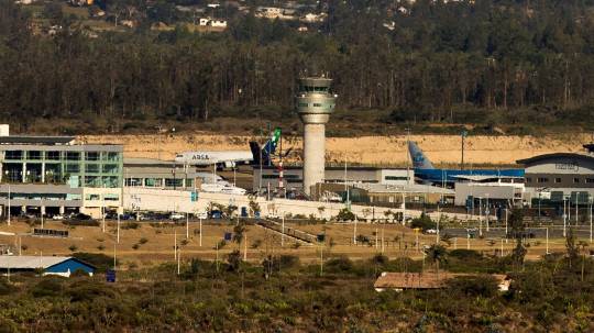 El aeropuerto internacional Mariscal Sucre, se convirtió en el primero de América y el segundo del mundo en recibir la máxima acreditación de experiencia al pasajero 