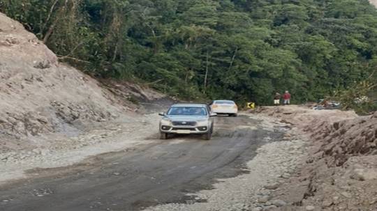  La vía emergente Baeza-Lago Agrio se encuentra parcialmente habilitada / Foto: Cortesía ministerio de Transporte