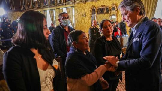 Lasso donó su sueldo a soldado asesinado en Shushufindi / Foto: cortesía Secretaría General de Comunicación de la Presidencia