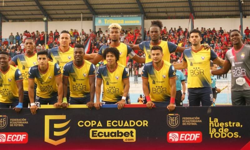 Los tres equipos saldrán desde este jueves a buscar un billete de finalista por el título de la Copa Ecuador