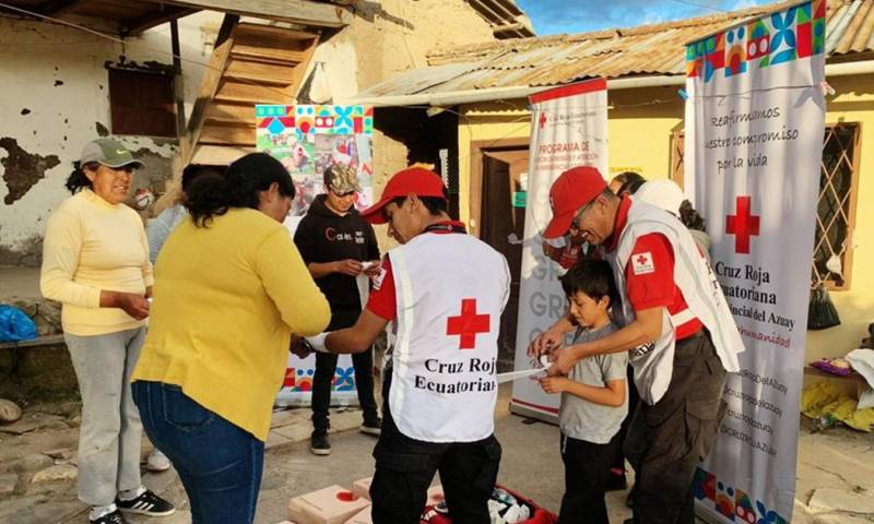 La ayuda financiará primeros auxilios, apoyo psicosocial, mantenimiento de la red de servicios de donación de sangre, entre otros. / Foto: cortesía Cruz Roja Ecuador 