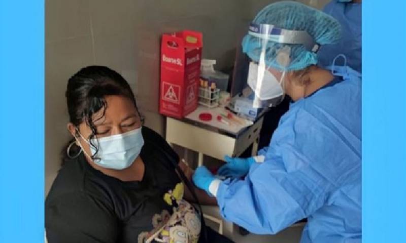 El Minsa detalló que el "síndrome febril agudo" es una de las principales causas de atención en establecimientos de salud de las regiones tropicales / Foto: cortesía INS Perú