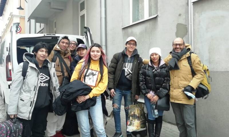 Siete ecuatorianos lograron salir de Ucrania / Foto: cortesía Cancillería