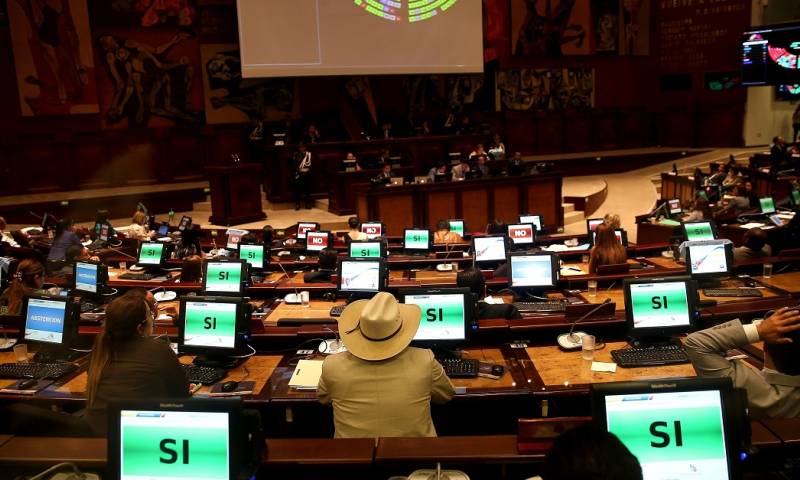 La Asamblea Nacional aprueba la Ley de Extinción de Dominio / Foto: EFE
